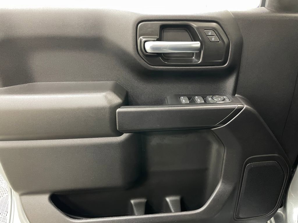 Certified 2025 Chevrolet Silverado 1500 Custom AWD/4WD image 23