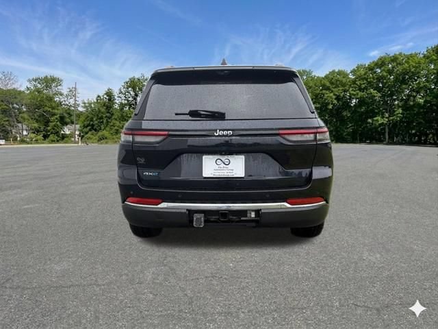 Used 2022 Jeep Grand Cherokee Limited 4xe w/ Luxury Tech Group II AWD/4WD image 7