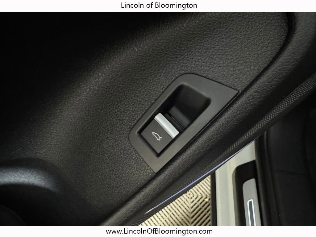 Used 2018 Audi Q7 3.0T Prestige w/ Prestige Package AWD/4WD image 36