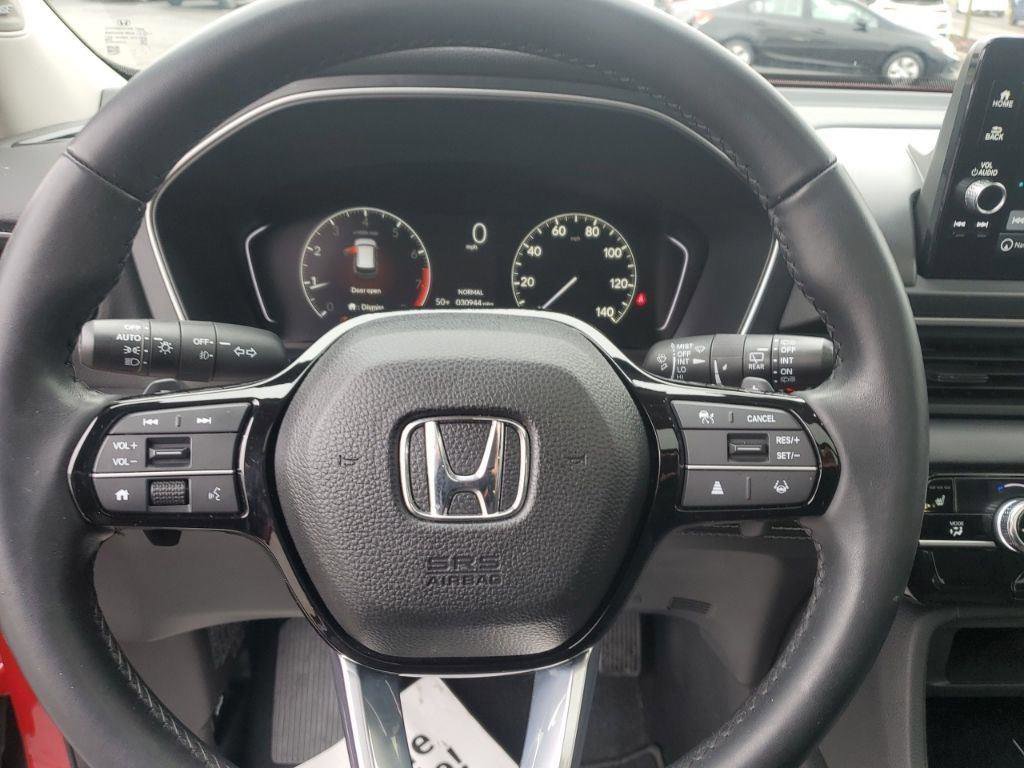 Used 2023 Honda Pilot Touring image 17