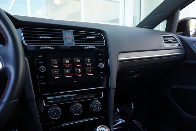 Used 2021 Volkswagen GTI SE image 19