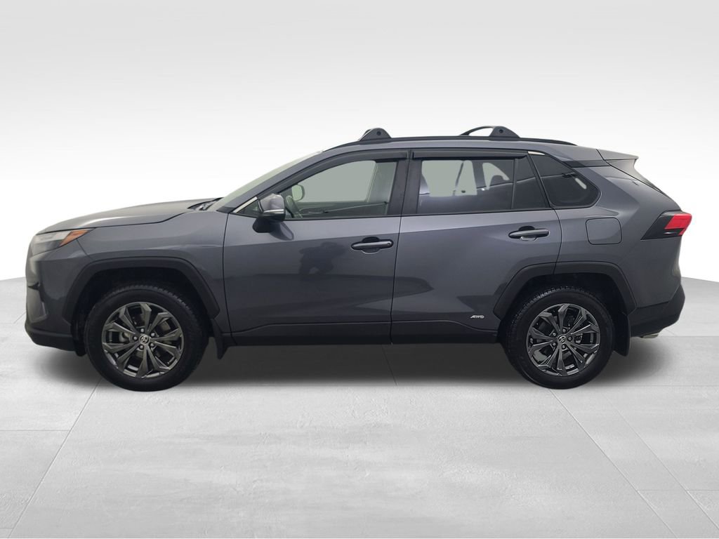 Used 2024 Toyota RAV4 XLE Premium w/ Weather Package image 7