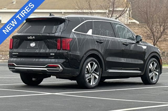 Certified 2023 Kia Sorento SX Prestige w/ Panoramic Sunroof Package image 5