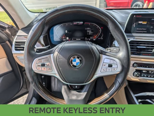 Used 2021 BMW 750i xDrive w/ Executive Package AWD/4WD image 15