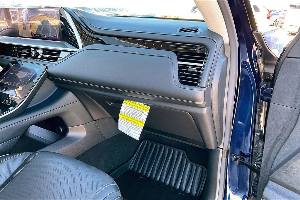 Certified 2025 INFINITI QX80 Luxe image 21