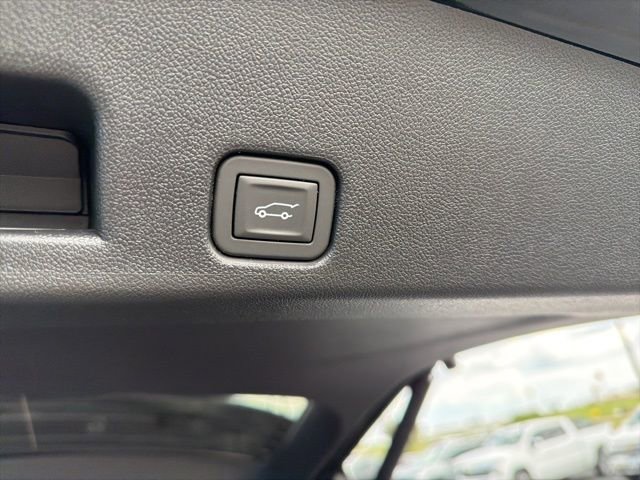 New 2026 Chevrolet Traverse LT image 23