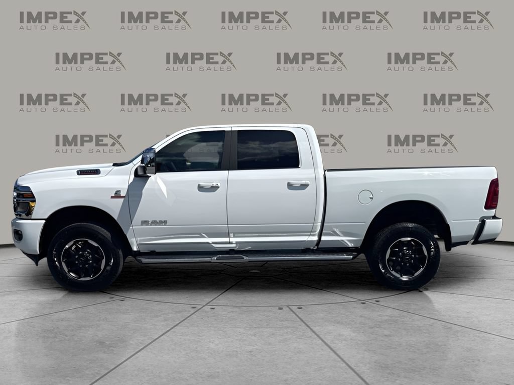 Used 2026 RAM 2500 Laramie AWD/4WD image 2