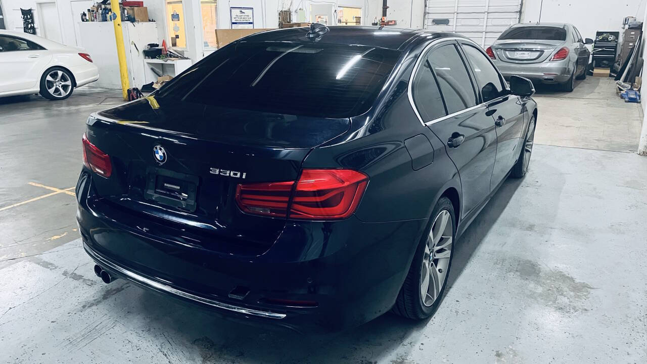 Used 2017 BMW 330i Sedan RWD image 9
