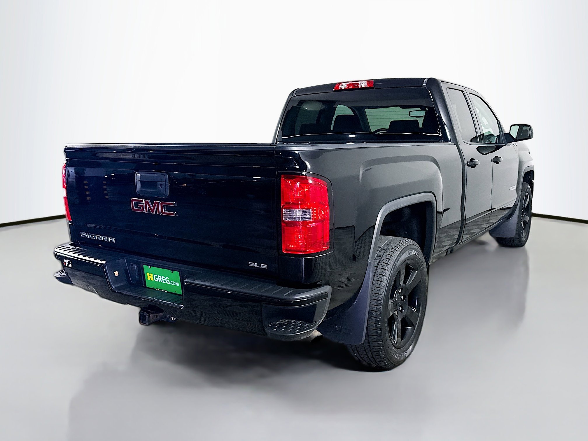 Used 2017 GMC Sierra 1500 SLE w/ SLE Value Package image 10