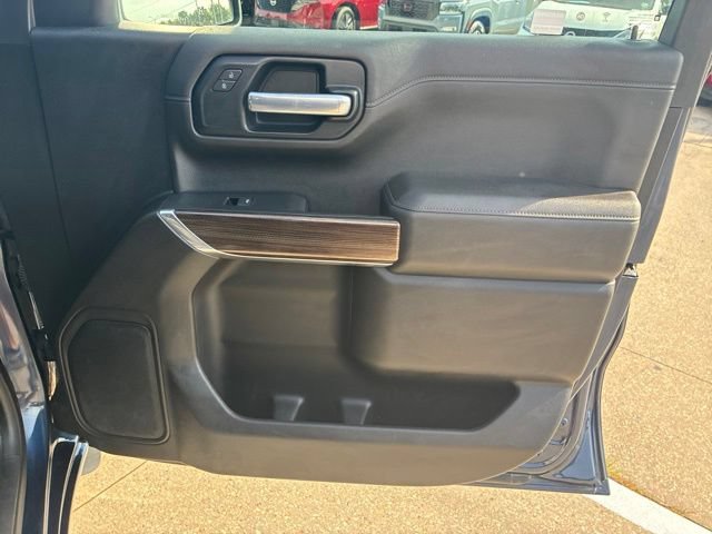 Used 2021 Chevrolet Silverado 1500 LT AWD/4WD image 13