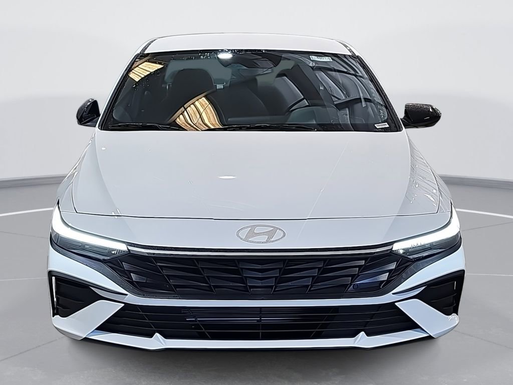 New 2025 Hyundai Elantra Sport image 2