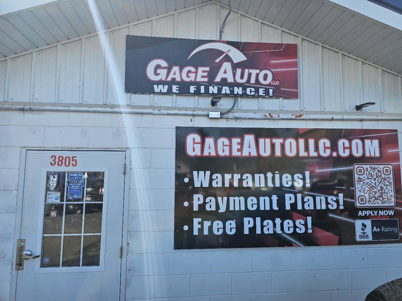 Used 2012 Chrysler 200 LX image 14