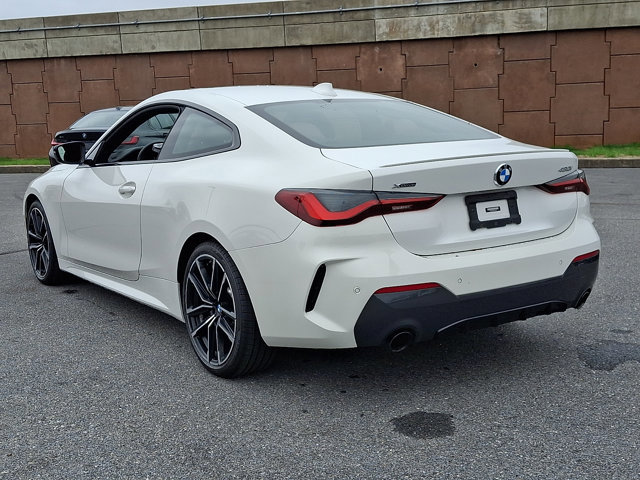 Certified 2022 BMW 430i xDrive Coupe w/ M Sport Package image 4