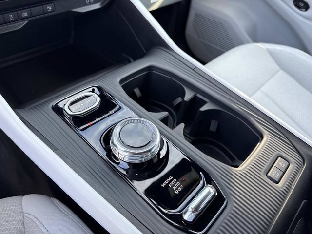 New 2026 Jeep Cherokee Laredo AWD/4WD image 28