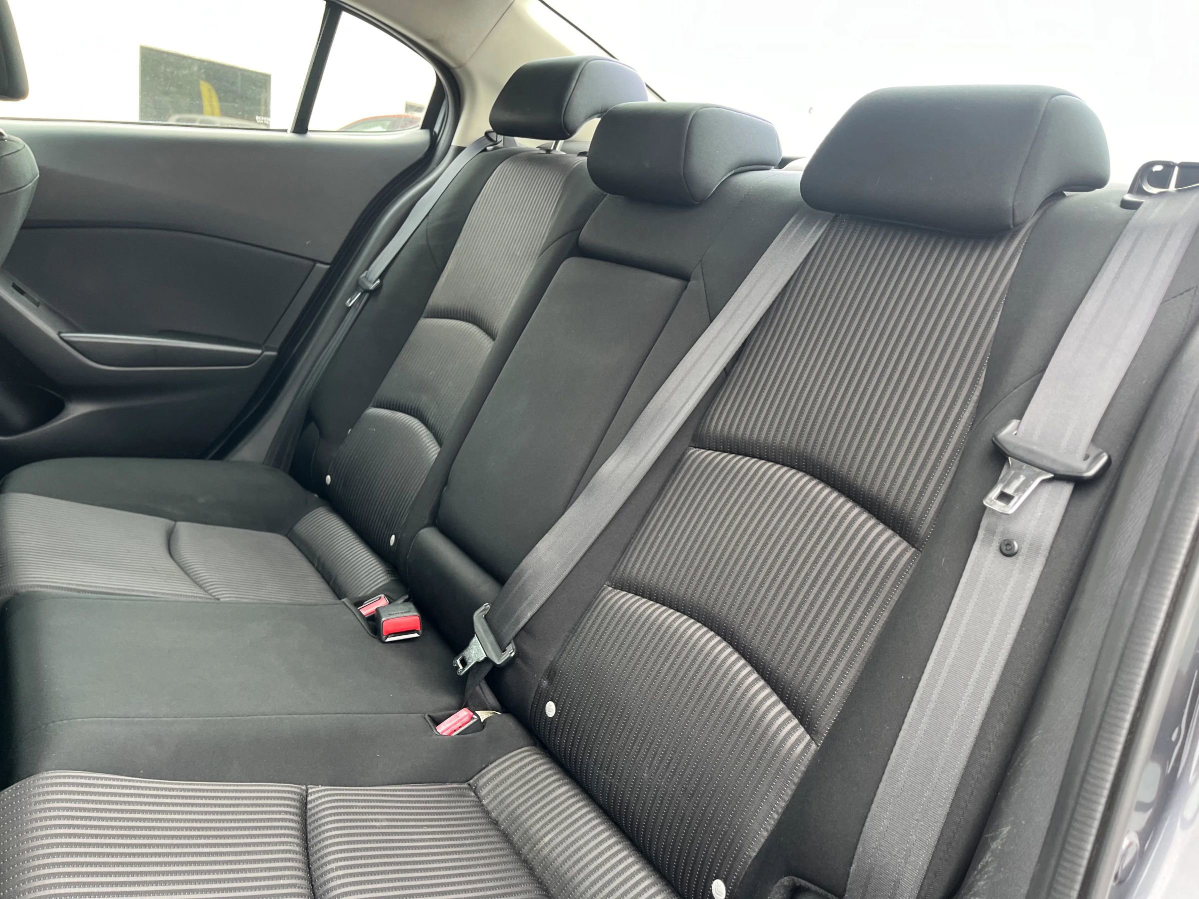 Used 2014 MAZDA MAZDA3 i Touring FWD image 17