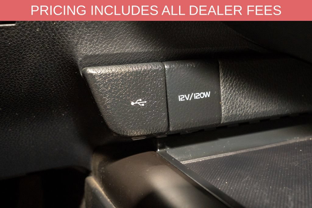 Used 2024 Toyota Camry SE FWD image 14