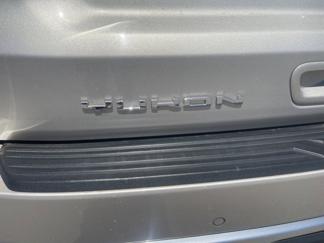 Used 2023 GMC Yukon Denali image 12