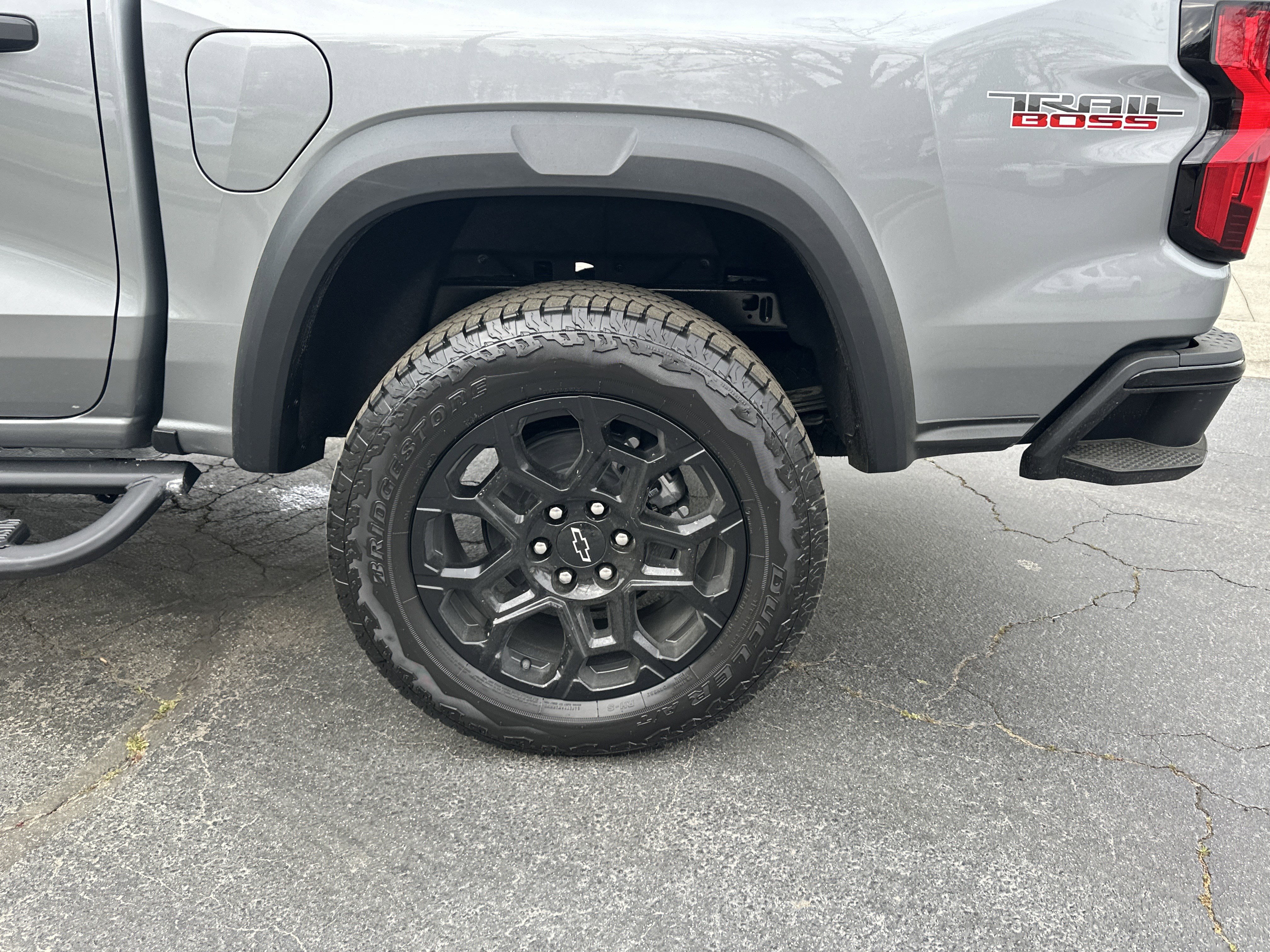 New 2026 Chevrolet Colorado Trail Boss w/ Off-Road Front Bumper Package image 20