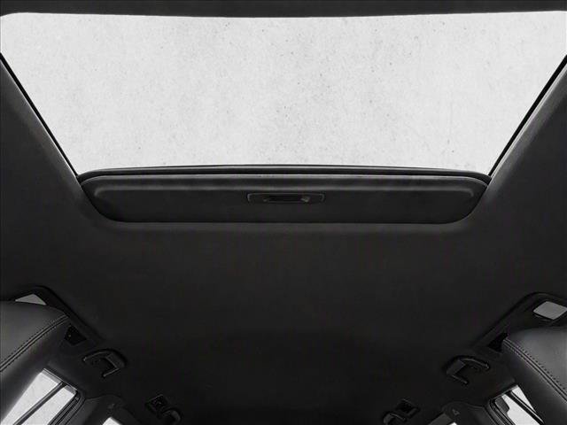 Used 2022 Nissan Armada SL w/ Midnight Edition Package RWD image 17