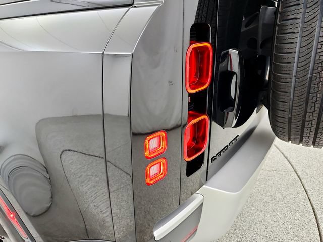 Certified 2023 Land Rover Defender 110 S AWD/4WD image 33