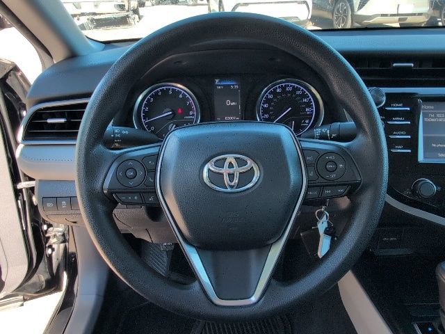 Used 2020 Toyota Camry LE image 15