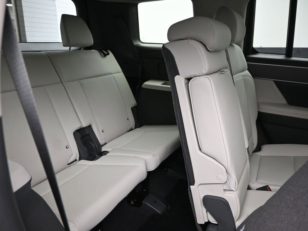 Used 2025 Hyundai Santa Fe SEL image 10