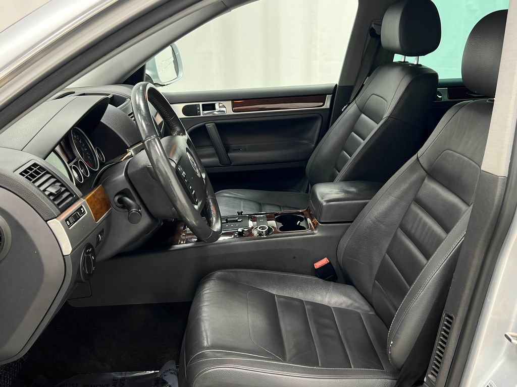 Used 2008 Volkswagen Touareg V6 AWD/4WD image 15