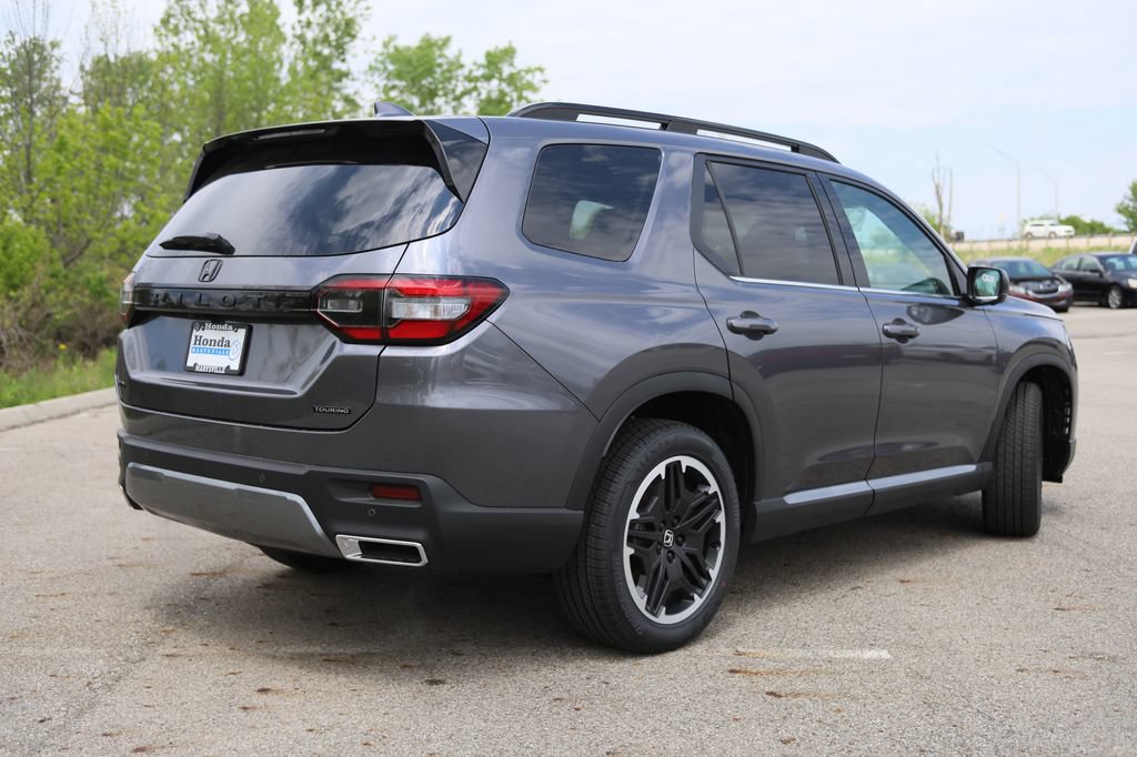 New 2026 Honda Pilot Touring image 6