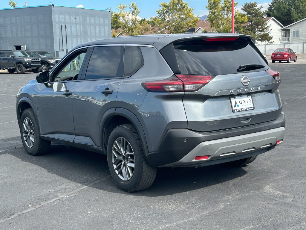 Used 2023 Nissan Rogue S FWD image 5