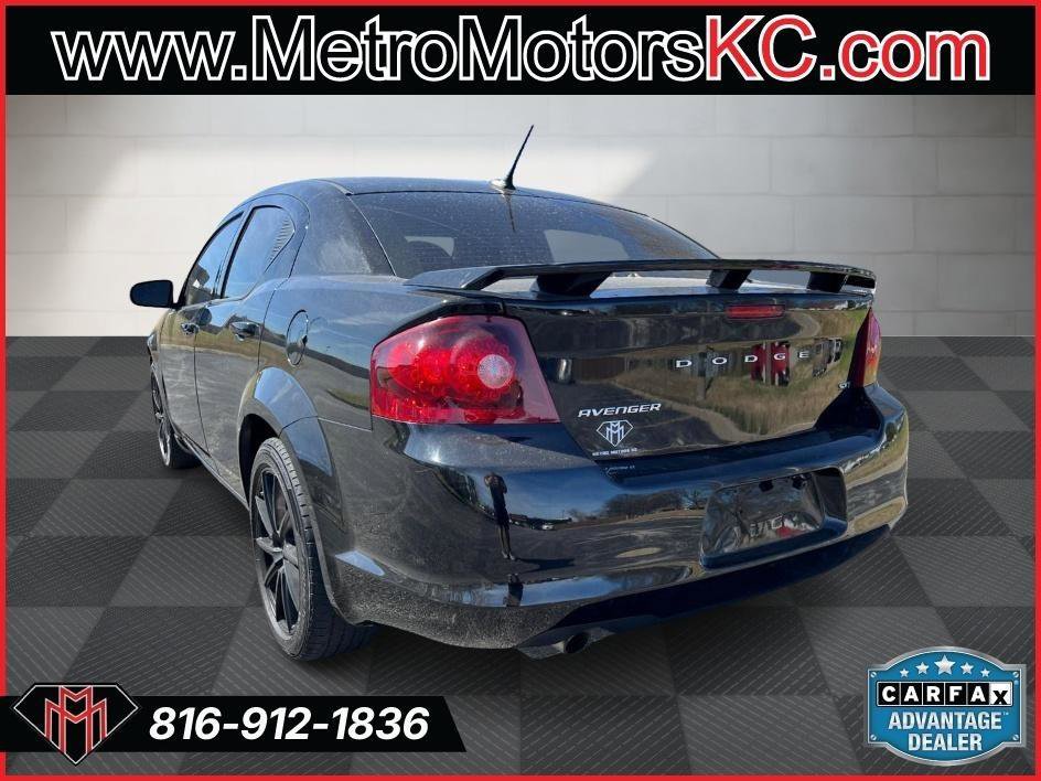 Used 2014 Dodge Avenger SXT w/ Rallye Appearance Group image 3