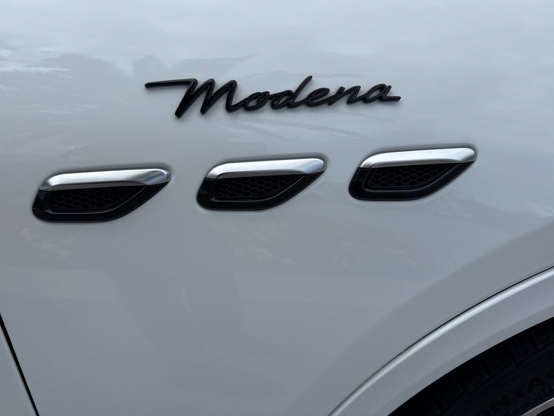 Certified 2023 Maserati Grecale Modena AWD/4WD image 53