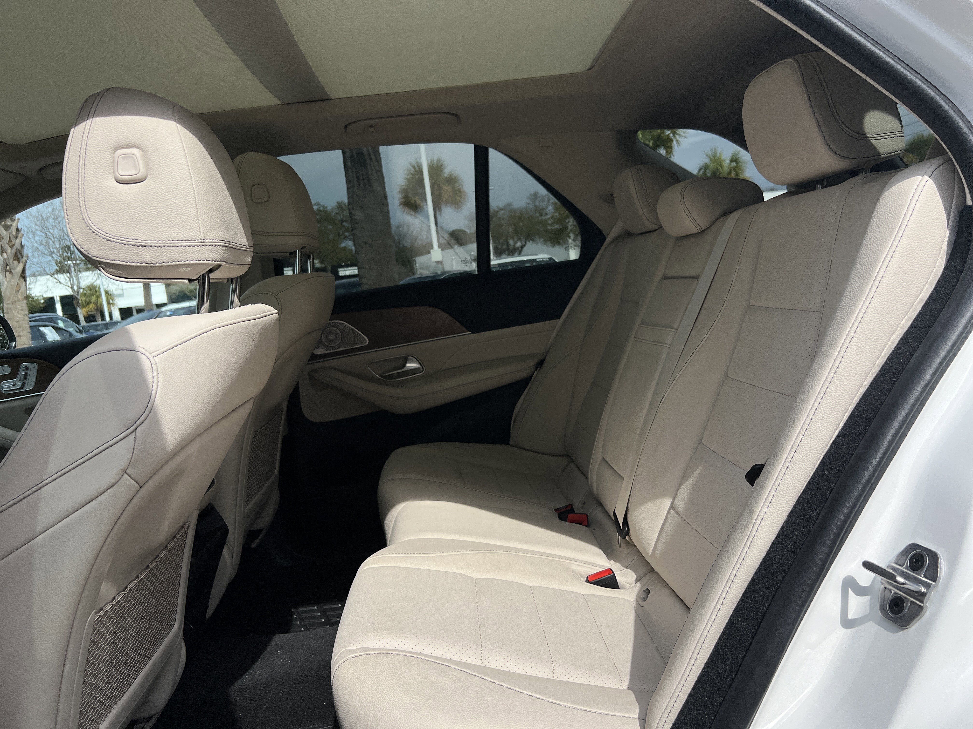 Used 2024 Mercedes-Benz GLE 450 4MATIC image 31