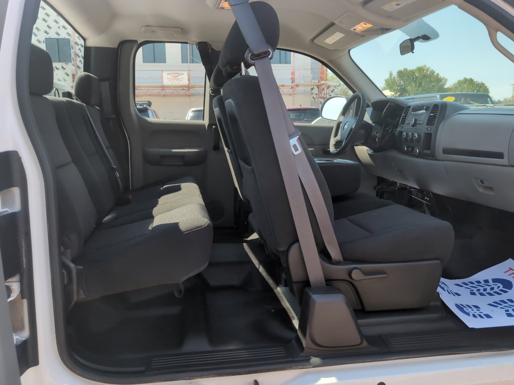 Used 2010 Chevrolet Silverado 1500 W/T image 22