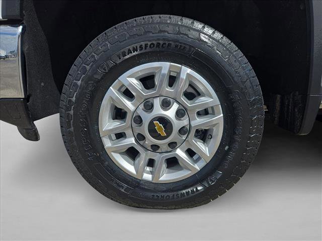 Used 2025 Chevrolet Silverado 2500 LT w/ Convenience Package image 22