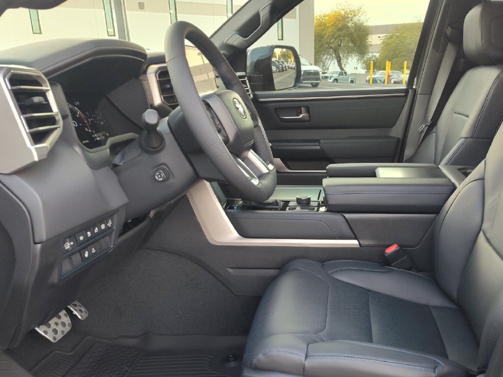 New 2026 Toyota Sequoia Platinum w/ TRD Off-Road Package AWD/4WD image 4