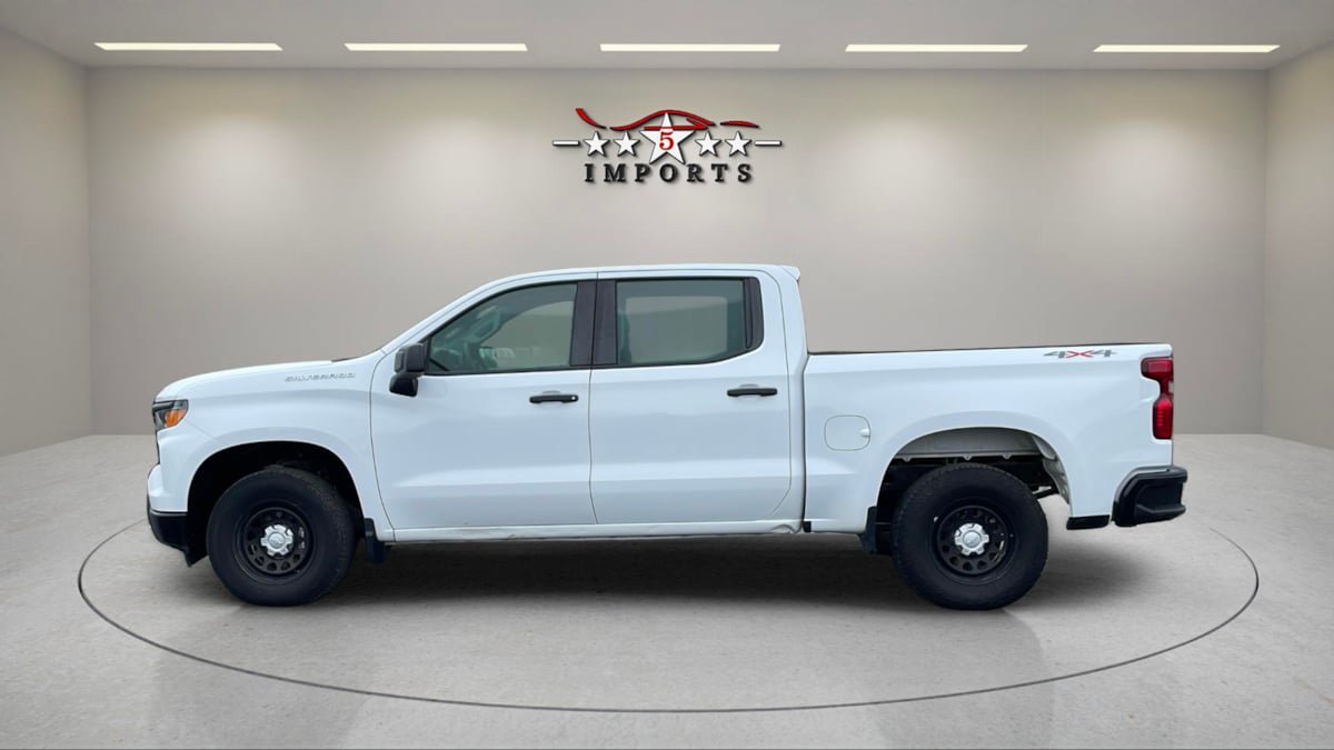 Used 2023 Chevrolet Silverado 1500 W/T AWD/4WD image 2