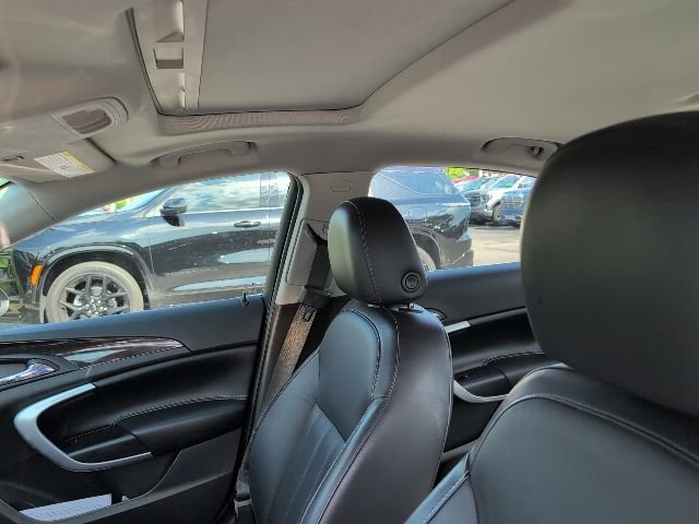 Used 2016 Buick Regal Premium w/ Driver Confidence Package #1 FWD image 11