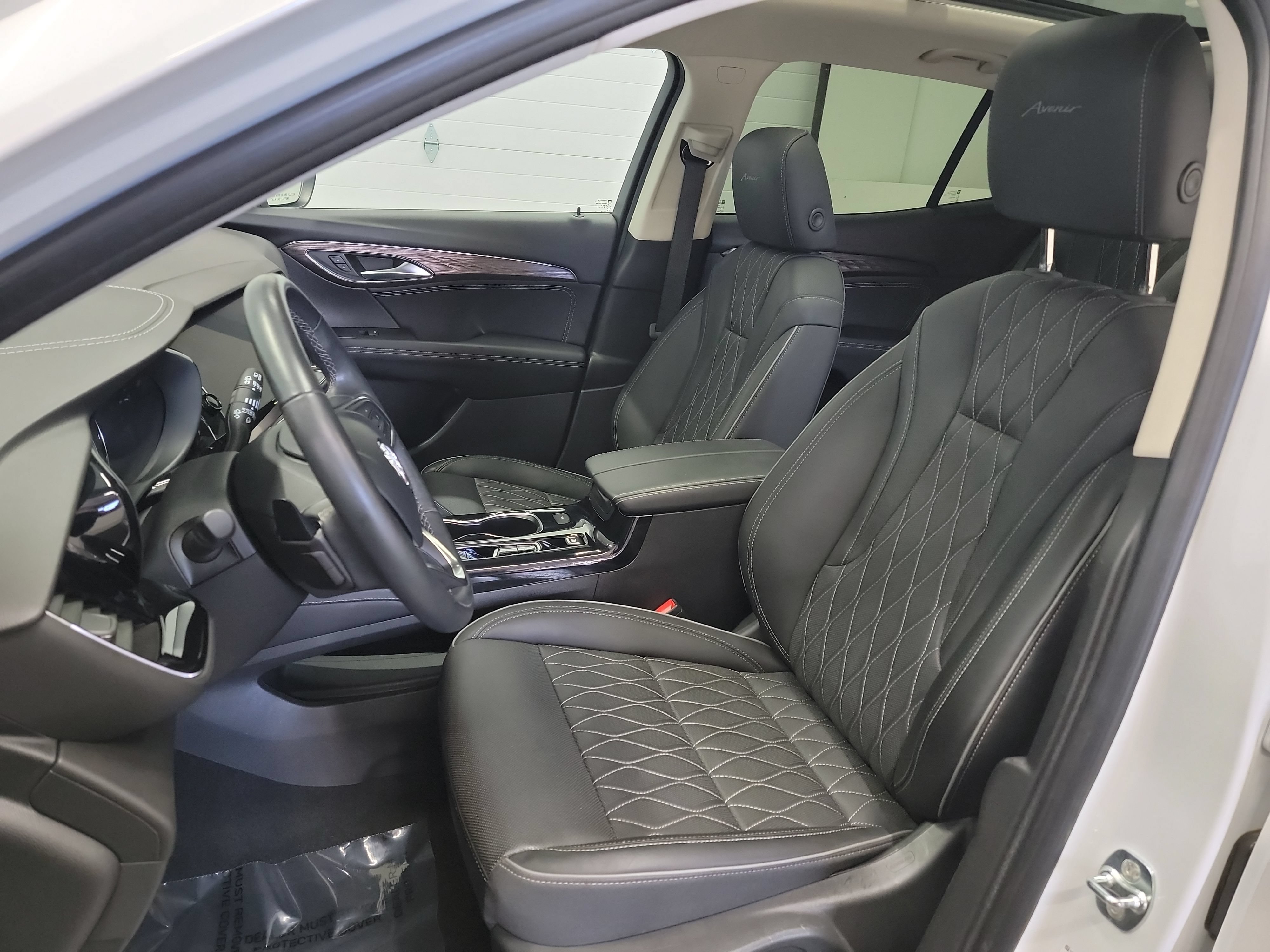 Used 2023 Buick Envision Avenir AWD/4WD image 12