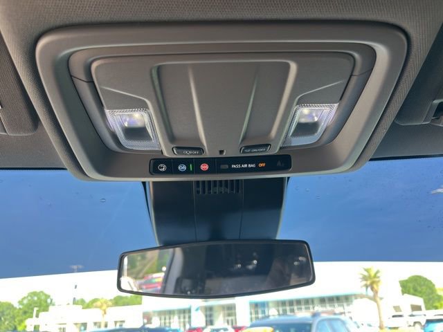 Used 2024 Chevrolet Silverado 1500 LT w/ Z71 Off-Road Package image 29