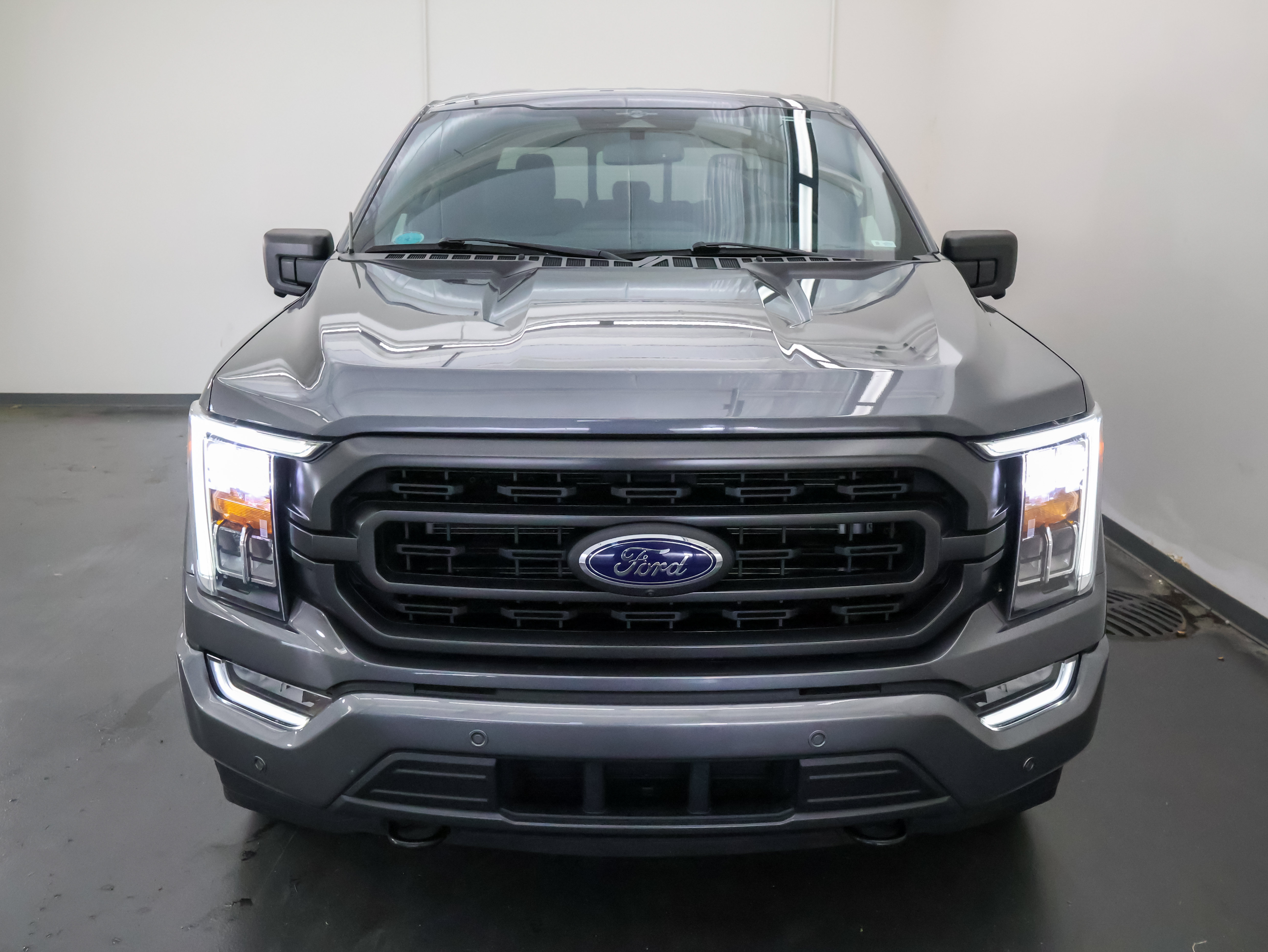 Used 2023 Ford F150 XLT w/ Equipment Group 302A High AWD/4WD image 8