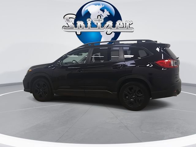 Used 2023 Subaru Ascent Onyx Edition image 3