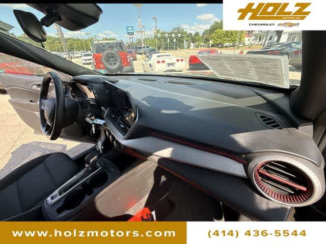 Certified 2024 Chevrolet Trax RS w/ Driver Confidence Package FWD image 25