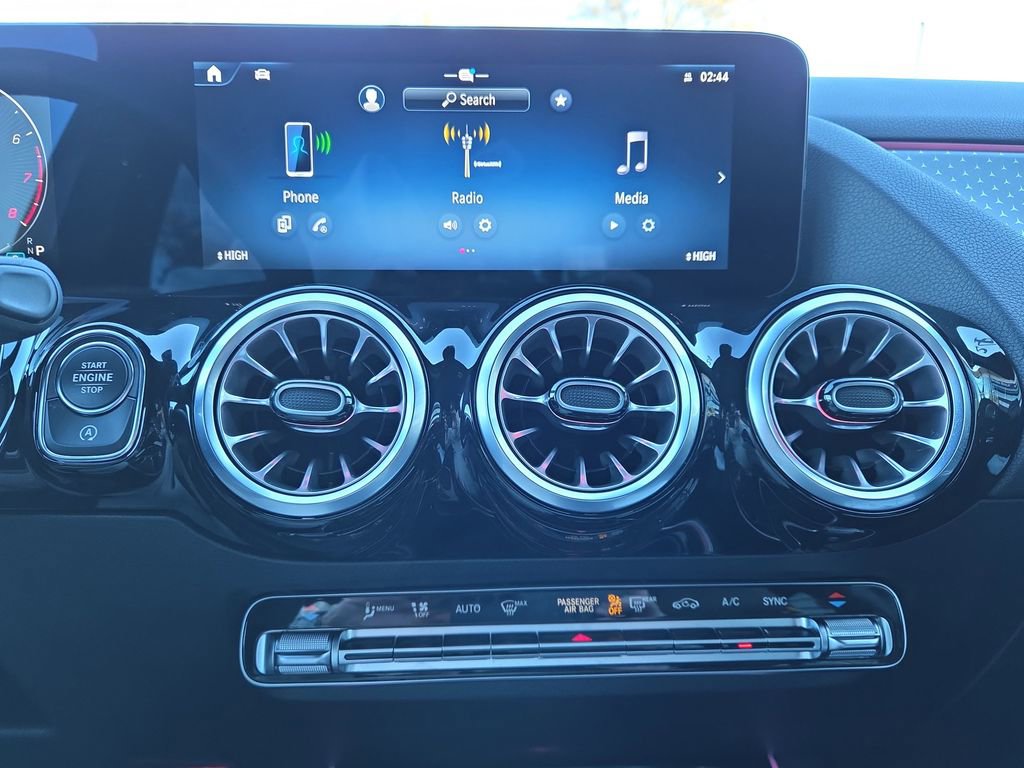 Certified 2024 Mercedes-Benz GLA 250 GLA 250 image 24