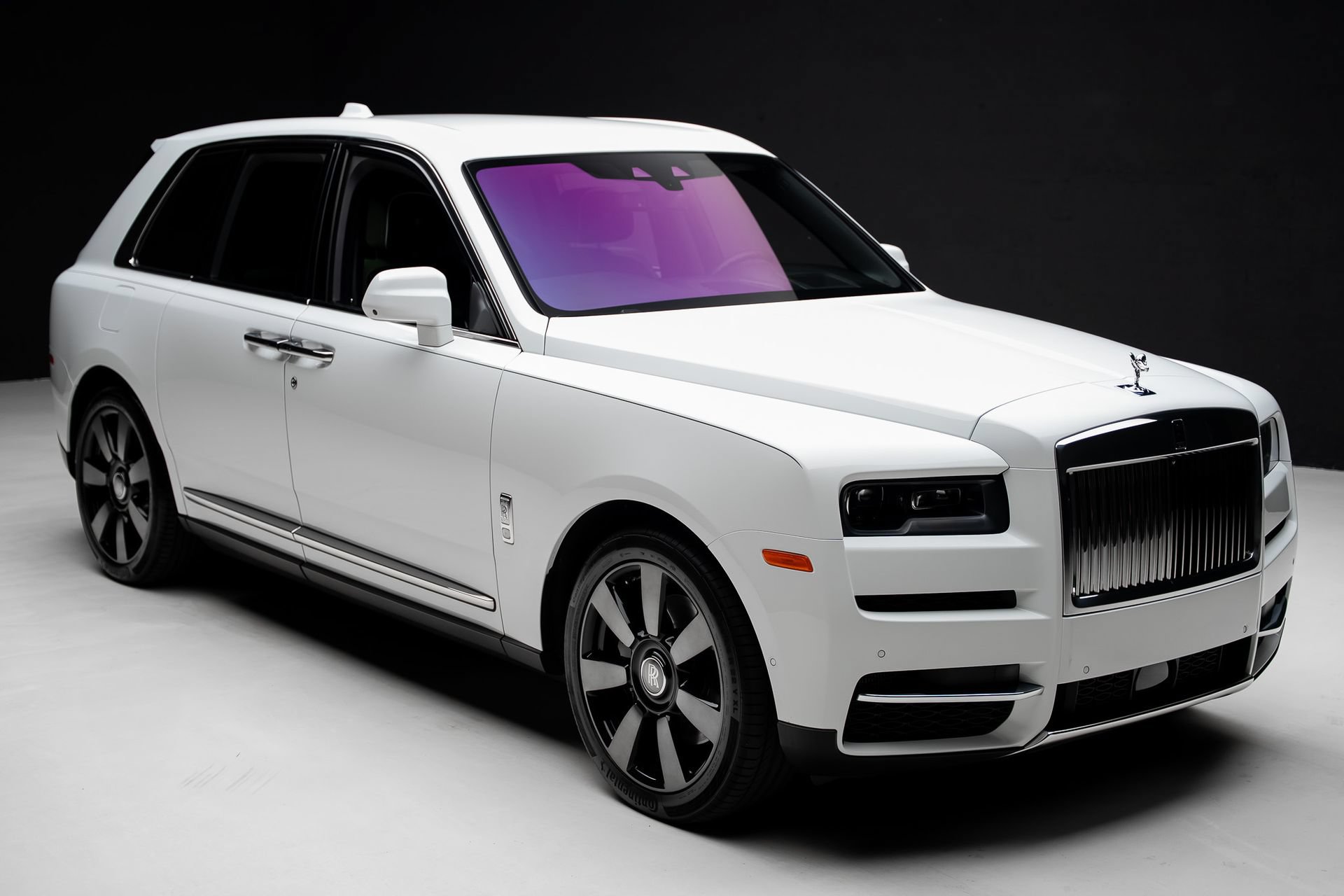 Used 2024 Rolls-Royce Cullinan w/ Cullinan Package AWD/4WD image 42