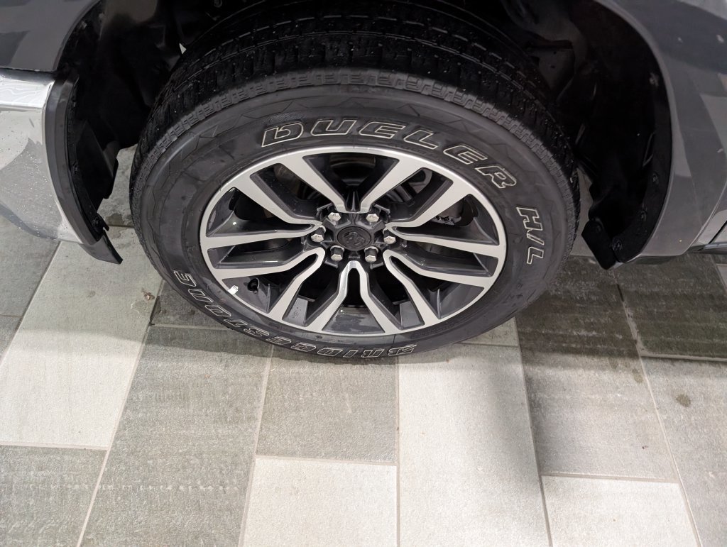 Used 2026 RAM 1500 Limited AWD/4WD image 8