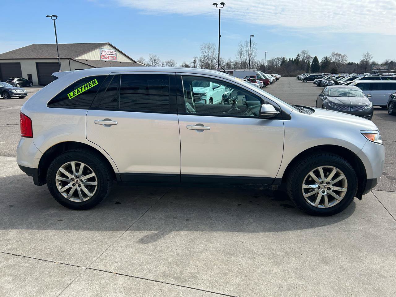 Used 2013 Ford Edge SEL FWD image 4