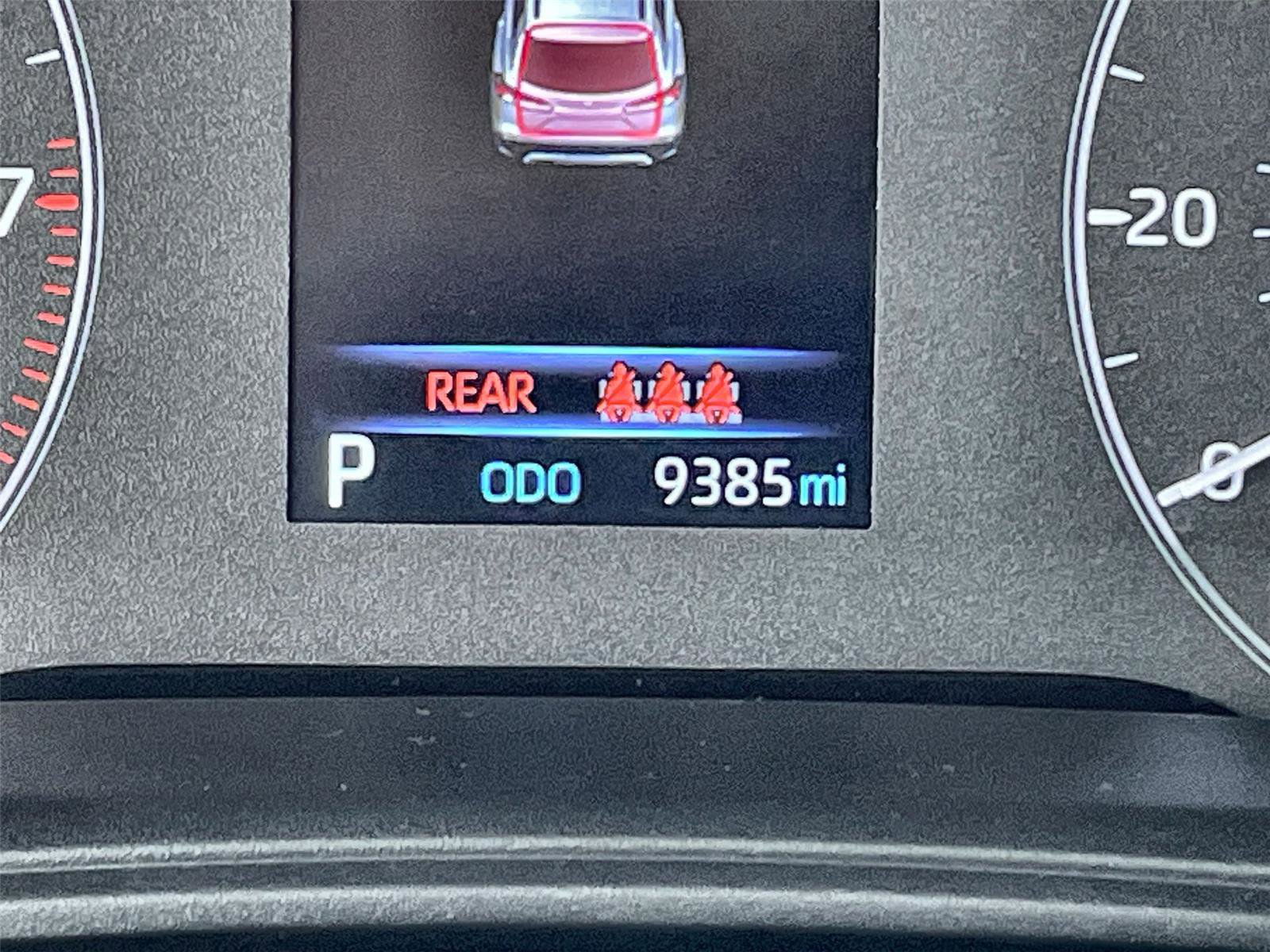 Used 2025 Toyota Corolla Cross L image 19