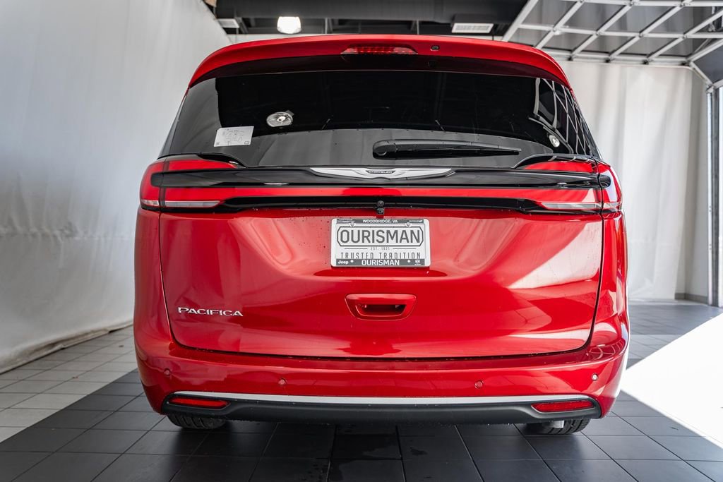 New 2026 Chrysler Pacifica Pinnacle image 5