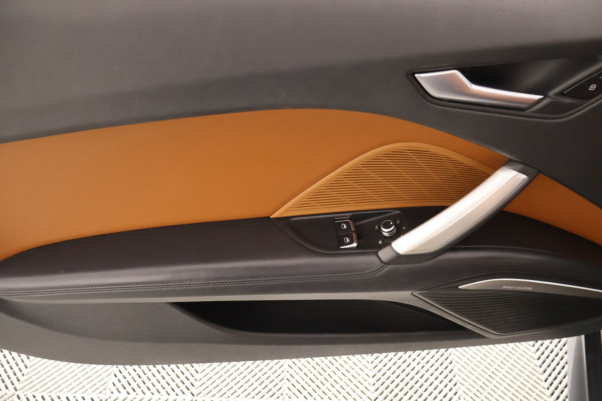 Used 2017 Audi TT 2.0T w/ Technology Package image 14