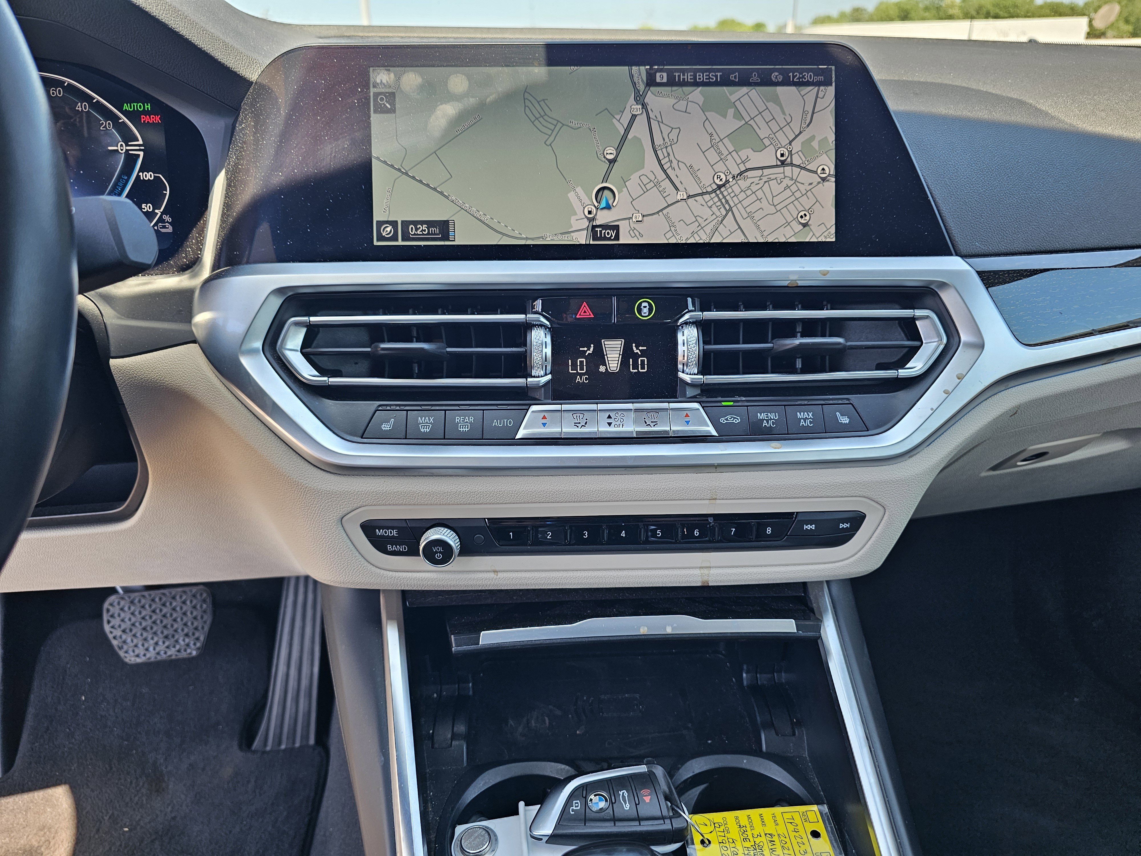 Used 2021 BMW 330e w/ Convenience Package image 24